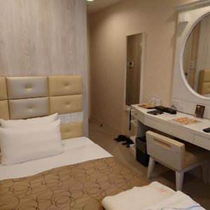 Studio met een Queen Size Bed
